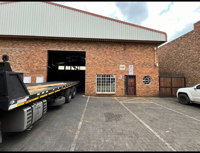 700M² WAREHOUSE TO LET IN BRAKPAN CENTRAL